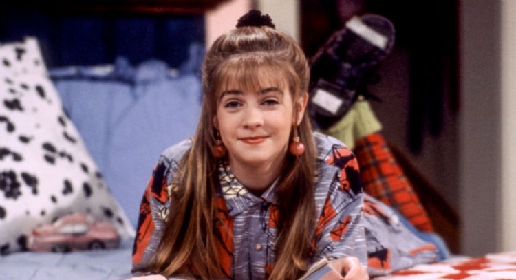 La actriz Melissa Joan Hart critica la trama del reinicio pausado de 'Clarissa lo explica todo'