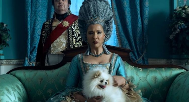 El avance de 'Queen Charlotte: A Bridgerton Story' coloca a Golda Rosheuvel como la nueva favorita