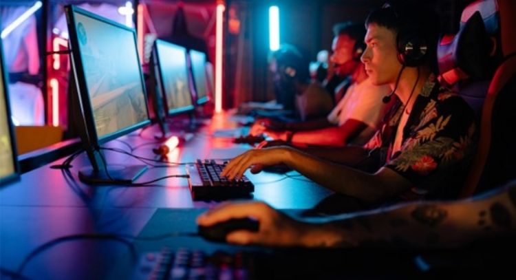 Un estudio muestra que el tiempo promedio que las personas pasan jugando aumenta con la edad