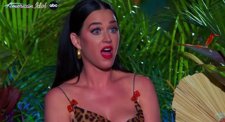 Katy Perry es abucheada durante programa de 'American Idol' por criticar aspecto de concursante