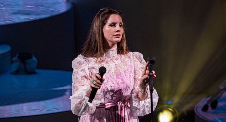 Lana Del Rey estrena las canciones de 'Ocean Blvd.' en su primer concierto en más de 3 años