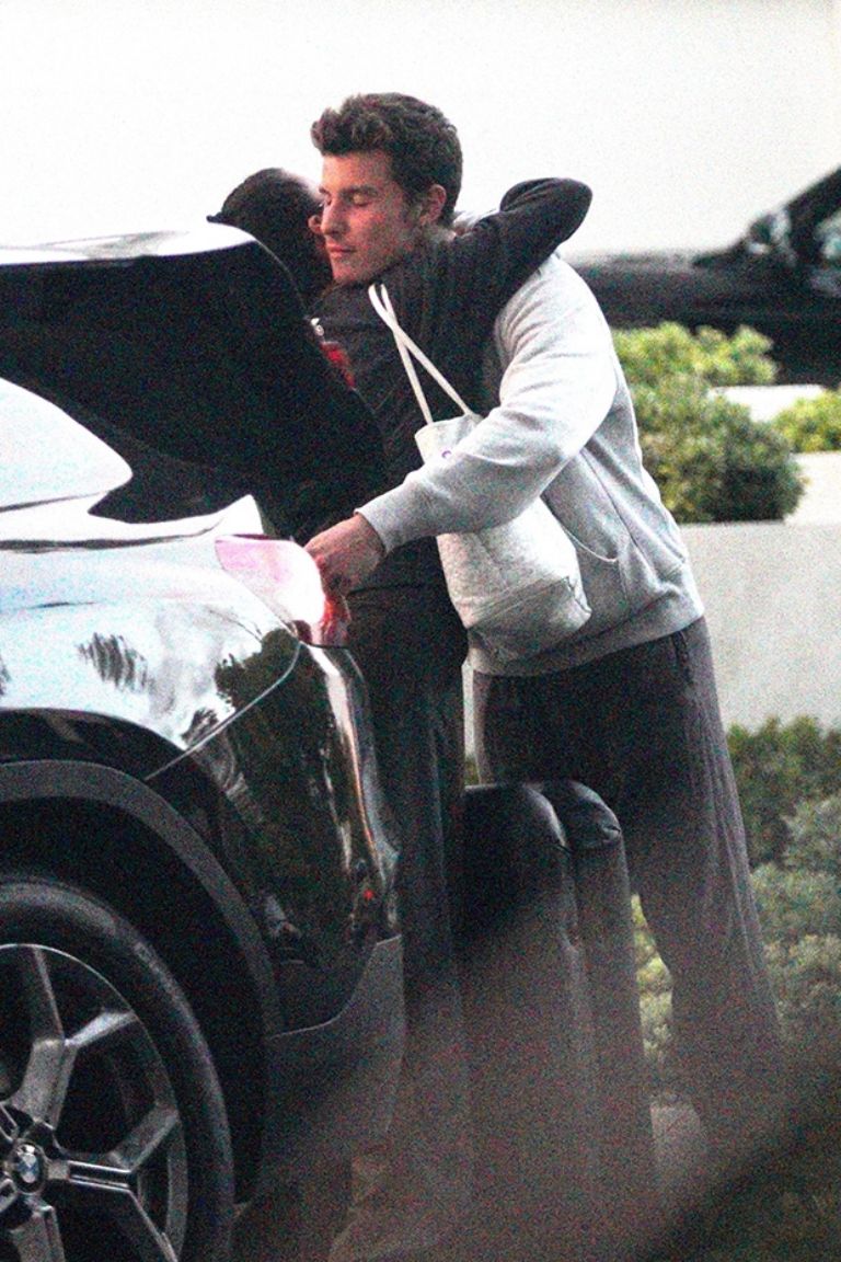 Photo: BUZZIPPER / BACKGRID