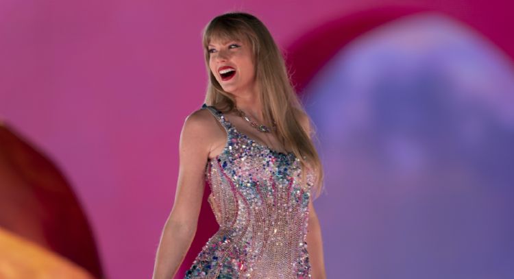 Revelan que el padre de Taylor Swift obtuvo 15.1 mdd por la venta del catálogo musical de su hija