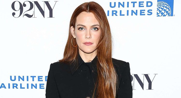 Riley Keoug habla de cómo 'Daisy Jones & The Six' la salvó: "Me ayudó a salir del sufrimiento"