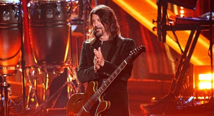Dave Grohl muestra carta a los fans de Foo Fighters tras sus primeros shows sin Taylor Hawkins
