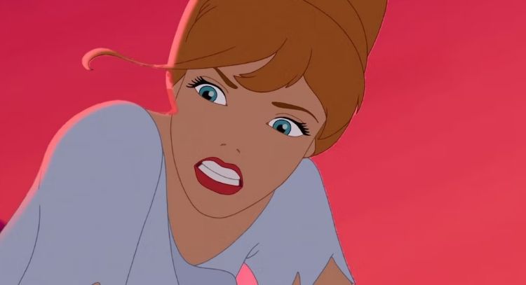 'La maldición de Cenicienta': Lanzan las primeras imágenes del remake de terror del cuento clásico