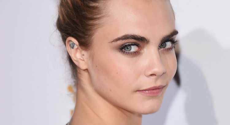 Cara Delevingne revela que congeló sus óvulos y se destapa sobre su batalla por la sobriedad