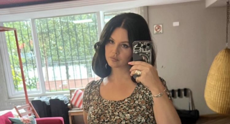 Lana del Rey visita Coyoacán y la Colonia Roma antes de su concierto en CDMX; mira las FOTOS