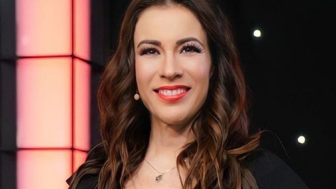 Ingrid Coronado reaparece en Instagram y enamora con este increíble 'look' blanco para el otoño