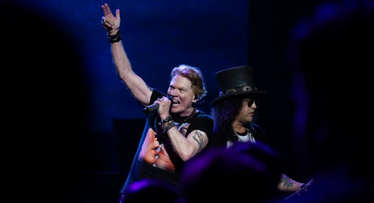 Guns N' Roses pospone concierto en St. Louis debido a enfermedad de uno de sus miembros