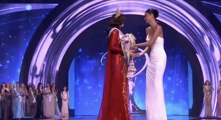 ¡Orgullo mexicano en lo más alto! Fátima Bosch se lleva la corona Miss Universo 2025