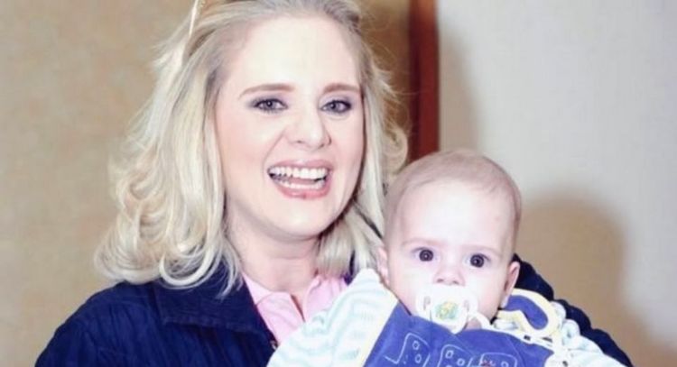 Erika Buenfil confiesa los rituales que hizo para tener boda y un hijo: "El del bebé sí pegó"