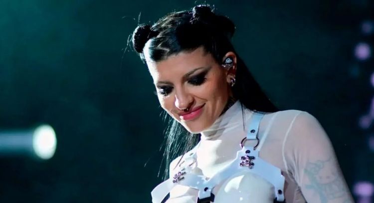 Cazzu emociona a Chile con un cover de 'El Hombre Que Yo Amo' de Myriam Hernández